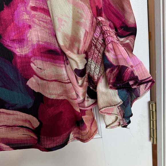 Vince Camuto Floral V-Neck Blouse - Pink and Black - Picture 4 of 7